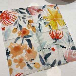 NWT Crate and Barrel Napkin
